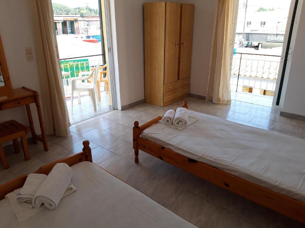 Anthonys Complex room 3