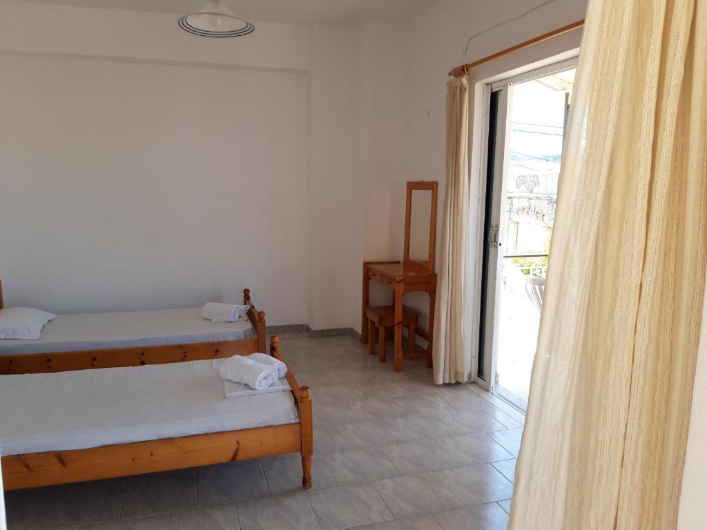 Anthonys Complex room 5